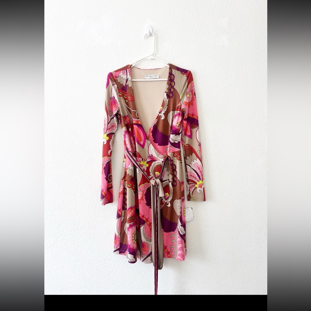 Trina‎ Turk XS/S Wrap Dress Print Pink With Belt